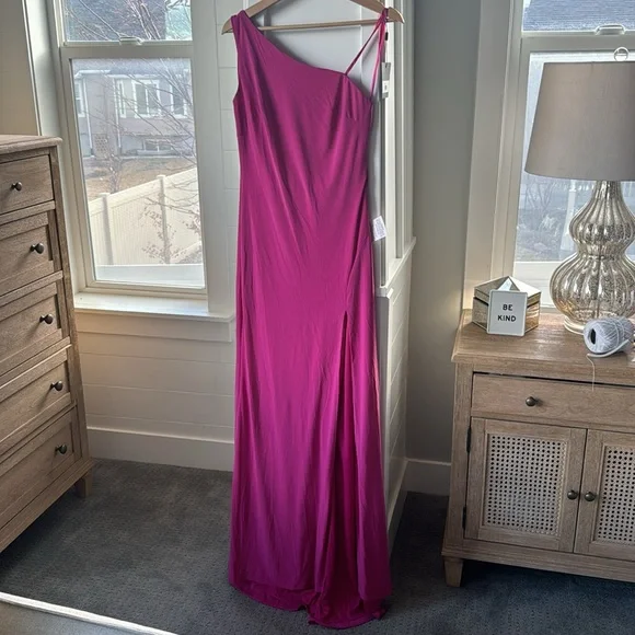 Mac duggal JERSEY ONE SHOULDER DRAPED BACK GOWN - Picture 4 of 6
